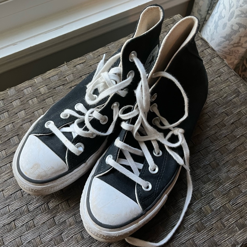 Platforms converse size 6